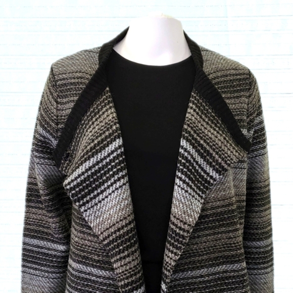 WOOLRICH Lambswool Cardigan Sweater Jacket Black/Grey/Cream Pattern Women's M - Picture 9 of 9